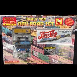 Micro-Trains Line Pepsi-Cola Table Top Railroad Set